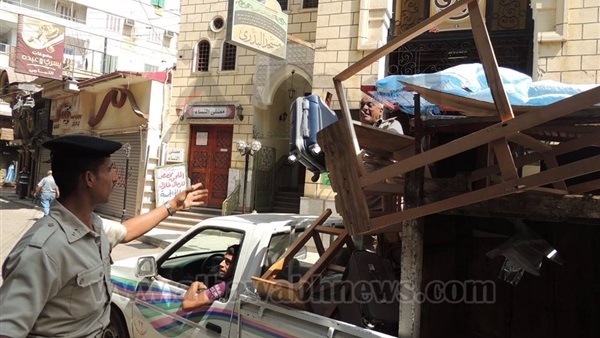 البوابة نيوز: مدير أمن القاهرة يتفقد حملة رفع الإشغالات بميدان رمسيس
