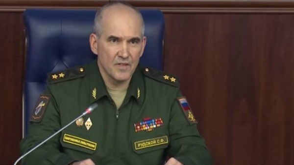 : عسكريون روس يحيدون انتحاريًا قبل تفجير نفسه بريف دمشق