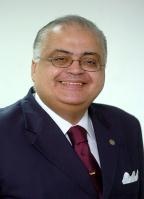 د. عمرو عبد السميع