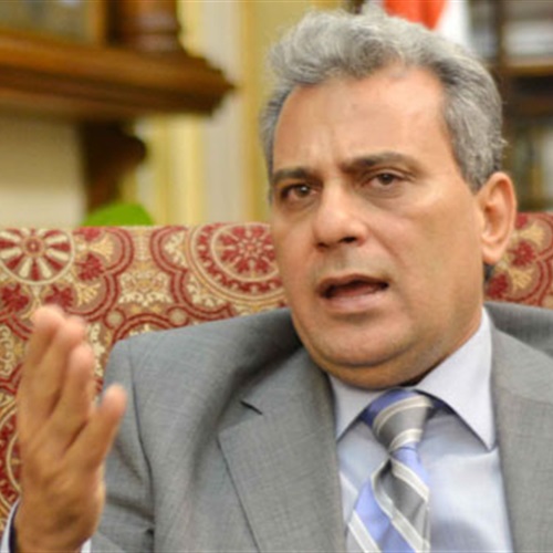 : رئيس جامعة القاهرة: لا أتقاضى مليمًا نظير الإشراف على الامتحانات