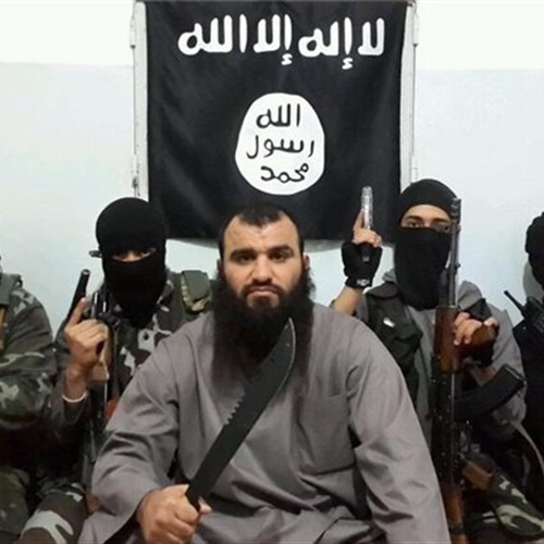 :  الحركة الأوزبكية  تعلن بيعتها لـ  داعش  بعد وفاة زعيم طالبان