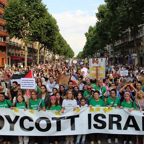  بالصور فرنسا تنتفض ضد المجازر الإسرائيلية في غزة