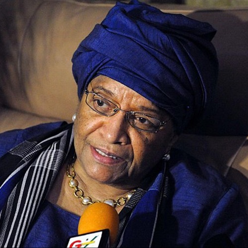 : رئيسة ليبيريا تفرض حظر تجول ليلي لمكافحة فيروس الإيبولا