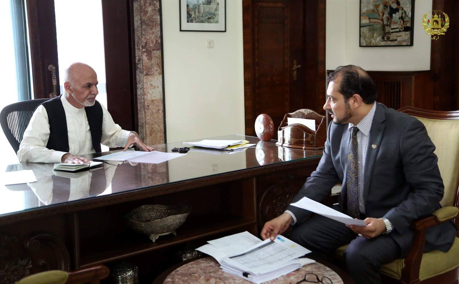 سادات مع الرئيس الأفغاني السابق أشرف غني