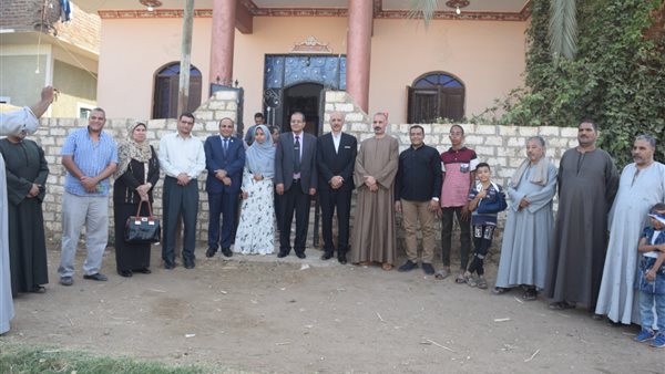 Acting President of Sohag University visits the family of the student "Rajaa" thumbnail