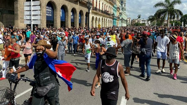 الخارجية الأمريكية: ندعم حق الشعب الكوبي في التظاهر