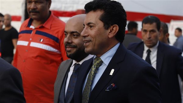 وزير الشباب الرياضة: سعيد بافتتاح منشآت نادي الزمالك الجديدة
