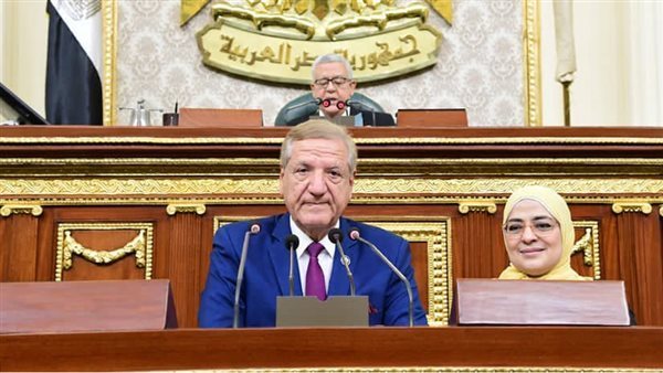 رئيس موازنة البرلمان: دعم رغيف الخبز ليصل لمستحقيه أمن قومي