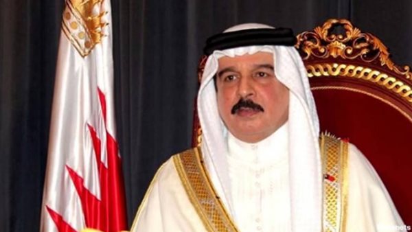 ملك البحرين يجري اتصالًا مع الرئيس الروسي