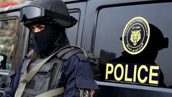 سقوط المتهمين بالترويج لبيع أجهزة تستخدم للغش في امتحانات المرحلة الثانوية  بشبرا مصر