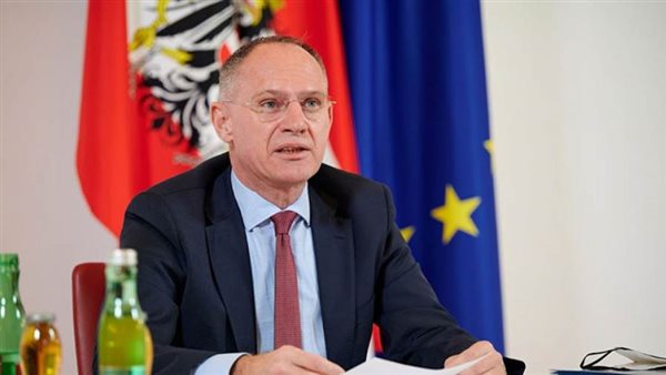 النمسا توافق على ضم رومانيا وبلغاريا إلى اتفاقية شنجن على مستوى السفر الجوي فقط