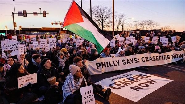  الاحتجاجات تنتشر في الجامعات الأمريكية والأسترالية ضد الإرهاب الإسرائيلي 