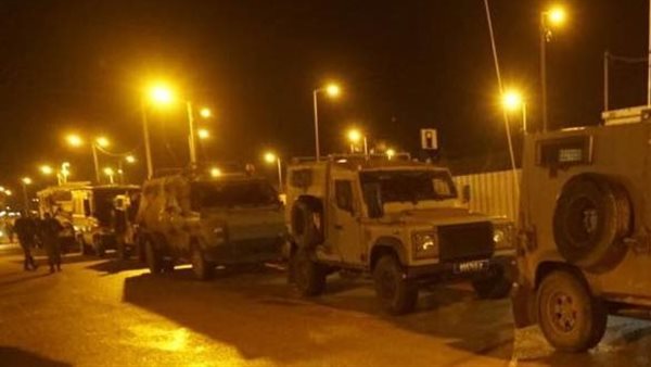 قوات الاحتلال الإسرائيلي تقتحم بلدة علار شمال طولكرم