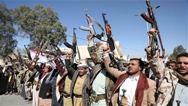 بحجة الزكاة.. سرقة الحوثي لأموال اليمنيين تفاقم الأزمة الاقتصادية والإنسانية