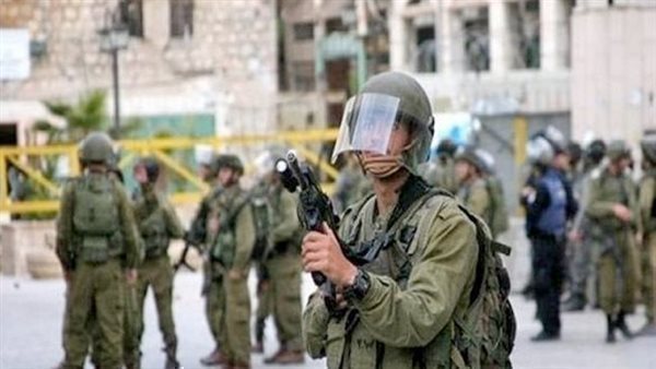 قوات الاحتلال تشن حملة اقتحامات واسعة لعدد من مدن وبلدات فلسطينية 