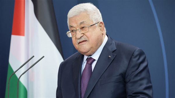 الرئيس الفلسطيني يصل إلى السعودية للمشاركة في المنتدى الاقتصادي العالمي
