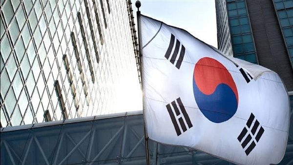 كوريا الجنوبية تحيي الذكرى العاشرة لحادث غرق العبارة "سيول"