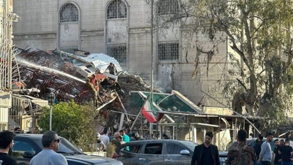 بعد الهجوم على سفارتها بدمشق.. إيران تتوعد إسرائيل بالانتقام