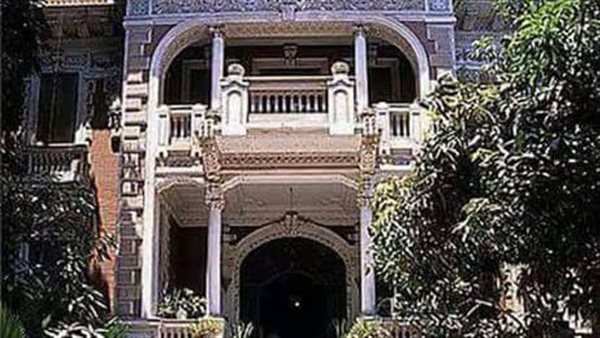 «بيت الأمة».. قصر الشناوي تحفة أثرية وسياحية بالمنصورة