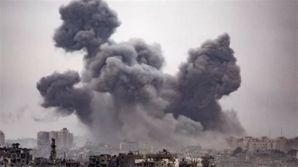 قصف مدفعي إسرائيلي يستهدف حي الزيتون جنوب شرق مدينة غزة