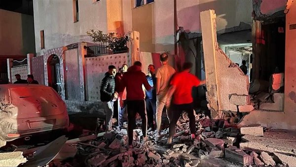 ارتفاع عدد ضحايا القصف الإسرائيلي على منزل غرب رفح الفلسطينية إلى 5 شهداء 