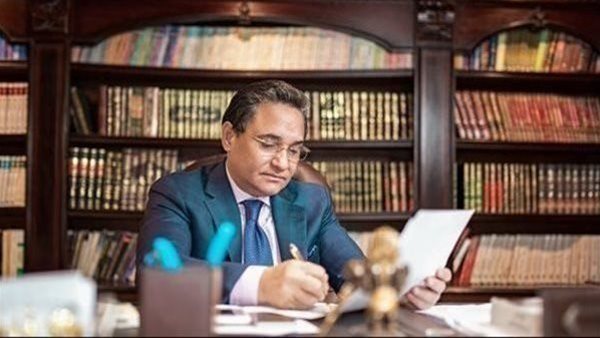 عبدالرحيم علي ينعى رئيس قطاع الإعلام فى الشركة المصرية للاتصالات