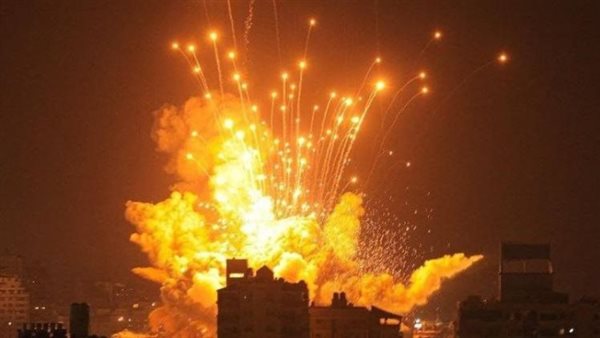تجدد القصف الإسرائيلي على شرق مخيم البريج وشمال النصيرات جنوبي غزة 