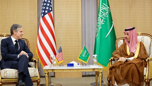 وزيرا خارجية السعودية وأمريكا يبحثان سبل تعزيز التعاون الثنائي