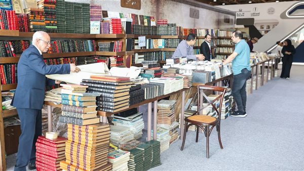 "سور الأزبكية" في معرض أبوظبي الدولي للكتاب 