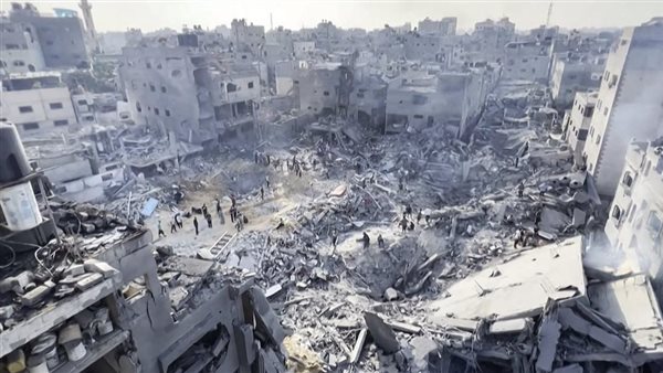 محلل سياسي يكشف انتهاكات إسرائيل داخل غزة: يتبعون سياسة الأرض المحروقة