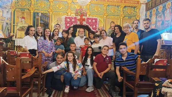 بالصور.. كنيسة القديس بورفيروس للروم الأرثوذكس في غزة تستعد لاستقبال الجمعة العظيمة