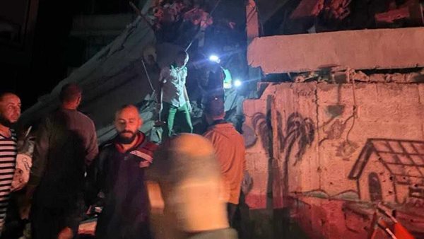 فلسطين.. شهداء وإصابات جراء استهداف الاحتلال منزلًا بحي الصفطاوي شمال غزة