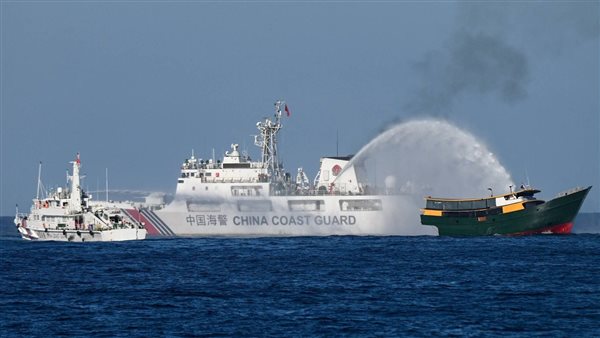 الفلبين تتعهد بعدم استخدام مدافع المياه في بحر الصين الجنوبي