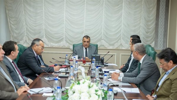  وزير الإنتاج الحربي يستقبل ممثل شركة "الخليج للمصاعد الكهربائية" لمتابعة مستجدات التعاون 