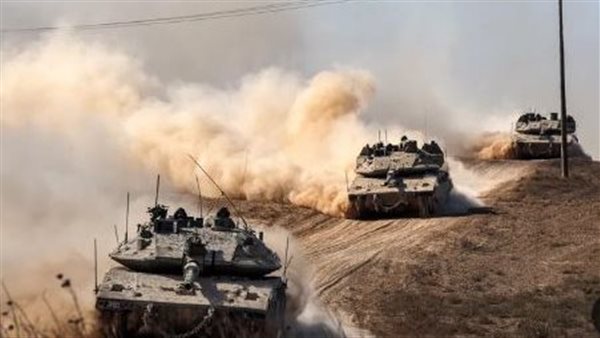 دبابات الاحتلال تطلق قذائفها تجاه مناطق متفرقة في حي الزيتون جنوب شرقي غزة