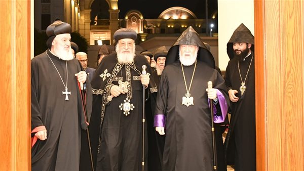 بالصور .. البابا تواضروس يستقبل رئيسي الكنيستين السريانية والأرمينية