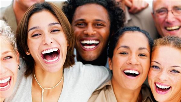 أوقات الامتحانات.. 10 فوائد صحية للضحك وتقليل التوتر 