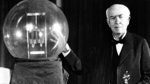 البوابة نيوز: 142 عاما على اختراع توماس إديسون الفونوغراف