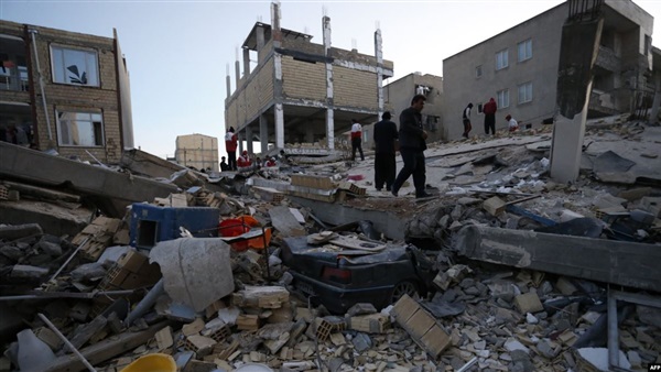 : ارتفاع عدد ضحايا زلزال إيران إلى 104 أشخاص