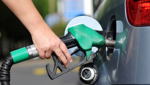 : كونا: خبراء النفط يتوقعون انخفاضا كبيرا في الأسعار