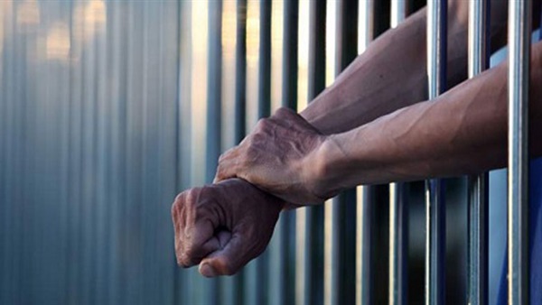 : حبس 40 متهما بالإتجار في المخدرات في الجيزة