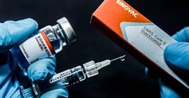 الصحة البرازيلية تدرج لقاح سينوفاك لعلاج كورونا في برنامج التطعيم الوطني