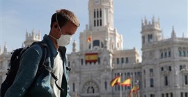 إسبانيا تعلن حالة الطوارئ الصحية بسبب كورونا